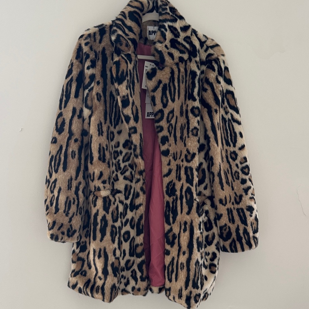 APPARIS Leopard Print Faux Fur Coat -Sz M